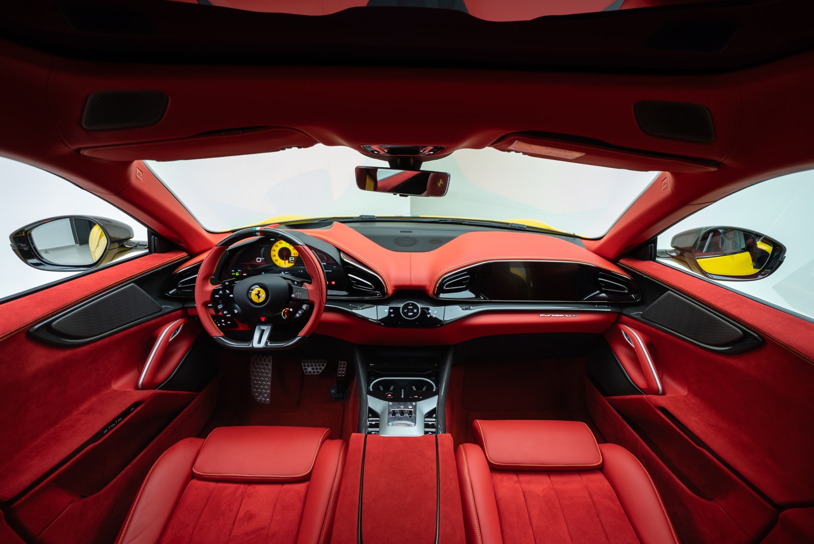 2025 FERRARI PUROSANGUE | FULL CARBON | MAIN DEALER SERVICE | HIGH SPECS |